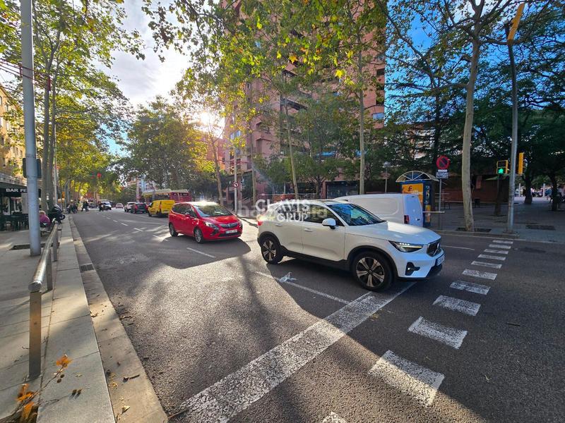 Foto d2c40ba5-ce9b-4880-9bf9-941577b9005a. Local commercial dans Porta Barcelona