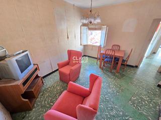 Piso en Roquetes. Vistas a barcelona   todo exterior con balcón  reforma a tu gust