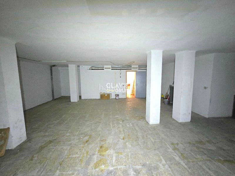 Foto ae7b1bd0-effb-4cf9-828b-e244c95b9a1e. Local comercial a Diagonal-Colomeres Gavà