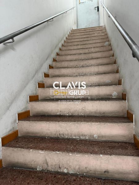 Foto af1060de-f172-4c05-bb11-035176218242. Aparcament cotxe a Prosperitat Barcelona