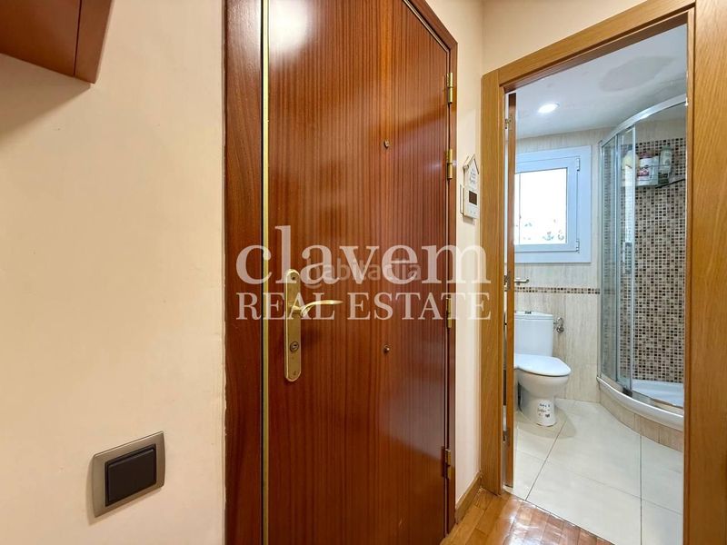 Foto c47ad69c-9ae3-4fb4-8ffc-53e1da88b26c. Pis a Trinitat Vella Barcelona