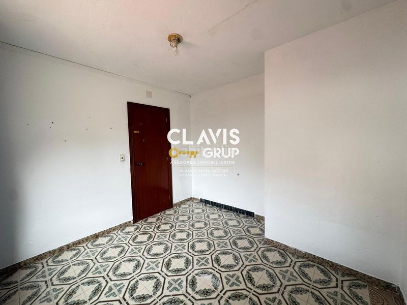 Foto 3d854826-9398-4a5b-ba68-92ecb5b70599. Àtic a Roquetes Barcelona