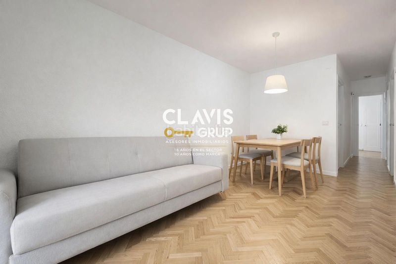 Foto 827ddad8-2feb-498a-9899-8a2bbf3905eb. Àtic a Roquetes Barcelona