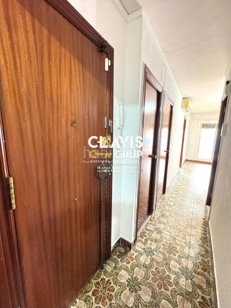 Foto acb2e999-73f8-450a-871a-83d6f2279e61. Àtic a Roquetes Barcelona