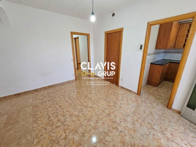 Foto 859a8847-e1ba-42f7-ad84-36b20dcb4bc1. Pis a Roquetes Barcelona