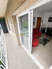 Pis a Roquetes. Ascensor  balcon  para entrar a vivir