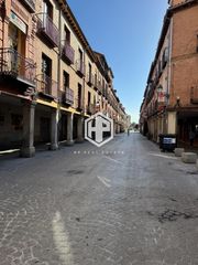 Pis  Carmen calzado. En alcal� de henares