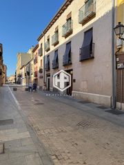 Pis  Carmen calzado. En alcal� de henares