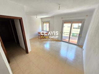 Etagenwohnung in Llagosta (La). Balcón  finca con ascensor  la llagosta