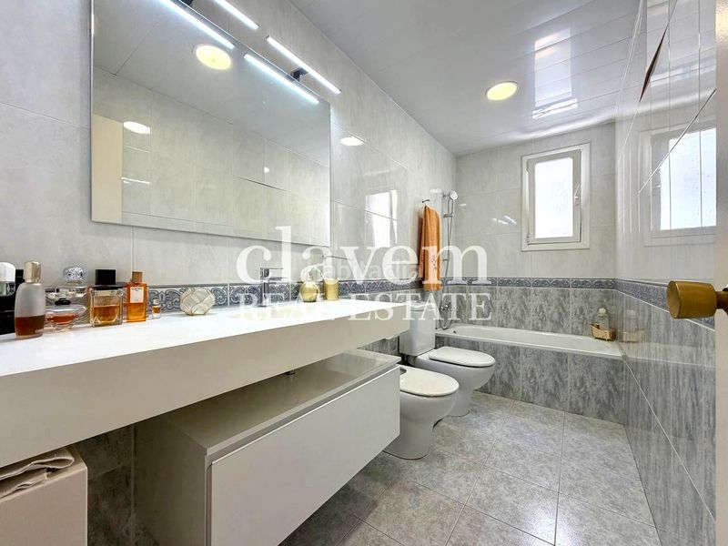 Foto 81c34fa6-fa71-4924-9b96-cf8d5bec668e. Pis a La Guineueta Barcelona