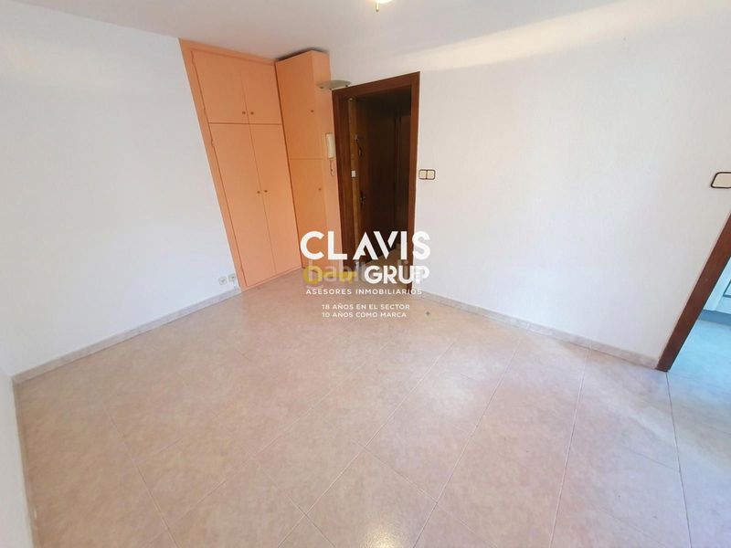 Foto e867a6d8-3ba1-4f21-afd1-45c0d82a89e0. Pis amb calefacció a Verdum Barcelona