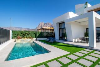 Chalet à Balcón de Finestrat-Terra Marina. Villas de obra nueva en finestrat