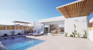 Chalet à Las Lomas de Rame-Bahía Bella. Villas de obra nueva en los alcazares