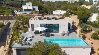 Chalet  Colinas. Villa de lujo en residencial las colinas