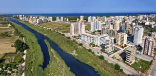 Attique à Puerto Deportivo. Apartamentos de obra nueva con vistas al río en guardamar del se