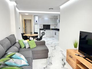 Apartamento en El Acequión. Apartamento de 2 dormitorios reformado en venta a solo 200 metro