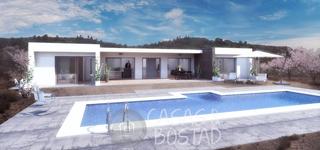 Chalet à Pinoso. Villas de obra nueva en pinoso