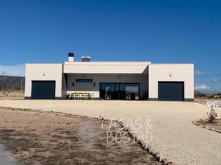 Chalet à Pinoso. Villas de obra nueva en pinoso