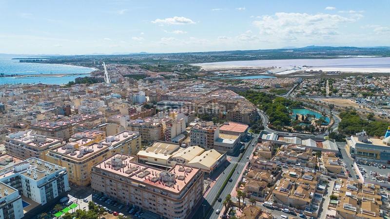 Foto 3fbf0c9f-c317-4a36-b557-e17a0370cbca. Attico con riscaldamento piscina in El Molino Torrevieja