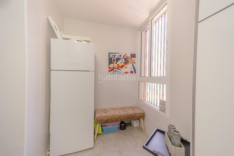 Foto dc7b42cd-af0c-4507-acd8-1f5e4dff44ce. Apartment with pool in Zona Playa del Cura Torrevieja