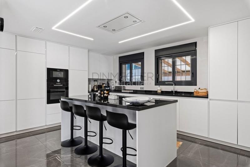 Foto e9748e2b-e177-4b10-8616-106279fc6b13. Chalet en Bellavista-Capiscol-Frank Espinós San Juan de Alicante