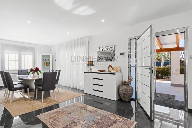 Foto f92c5fc1-9a69-43dd-9119-aff3aa3e773c. Chalet en Bellavista-Capiscol-Frank Espinós San Juan de Alicante