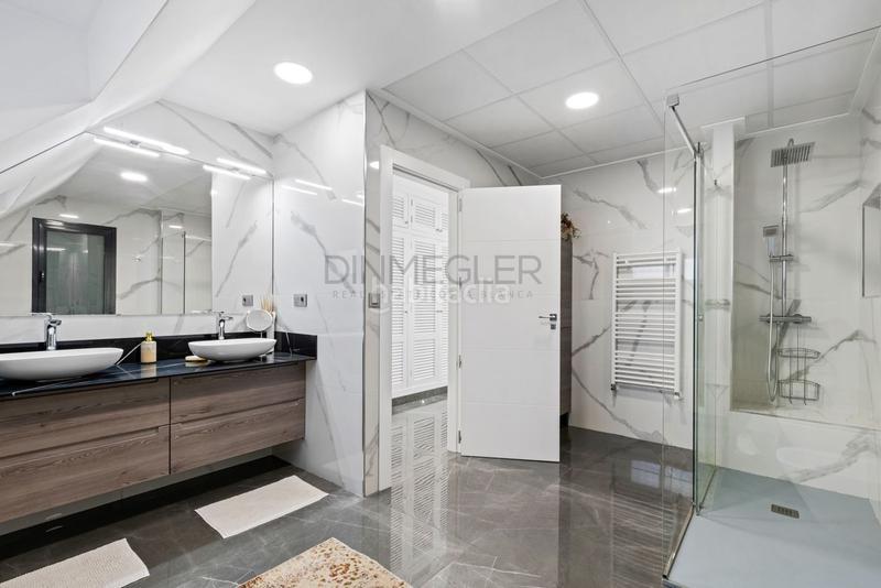 Foto 0d3cf54b-f644-4264-a2ea-abf4569ace1a. Chalet con riscaldamento parcheggio piscina in Bellavista-Capiscol-Frank Espinós San Juan de Alicante