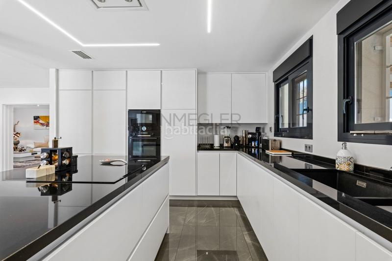 Foto 3e7990ef-1f52-4ee5-9db9-bf599e6dd88e. Chalet con riscaldamento parcheggio piscina in Bellavista-Capiscol-Frank Espinós San Juan de Alicante