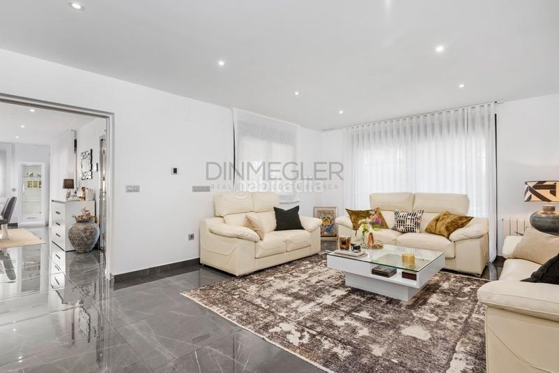 Foto d8b521ba-860c-4703-90ba-783c1fd2358c. Chalet con riscaldamento parcheggio piscina in Bellavista-Capiscol-Frank Espinós San Juan de Alicante