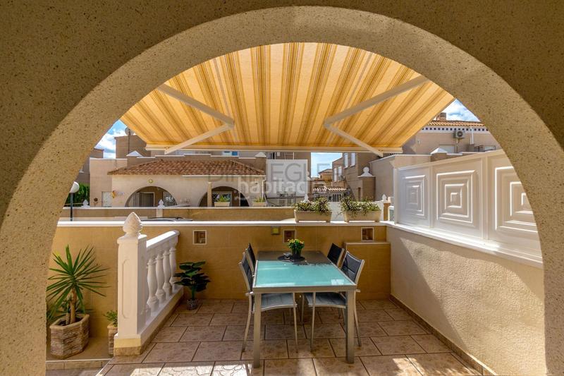 Foto a49c3222-f510-447b-93fa-c9f3d13a271e. Duplex avec chauffage parking piscine dans Aguas Nuevas Torrevieja