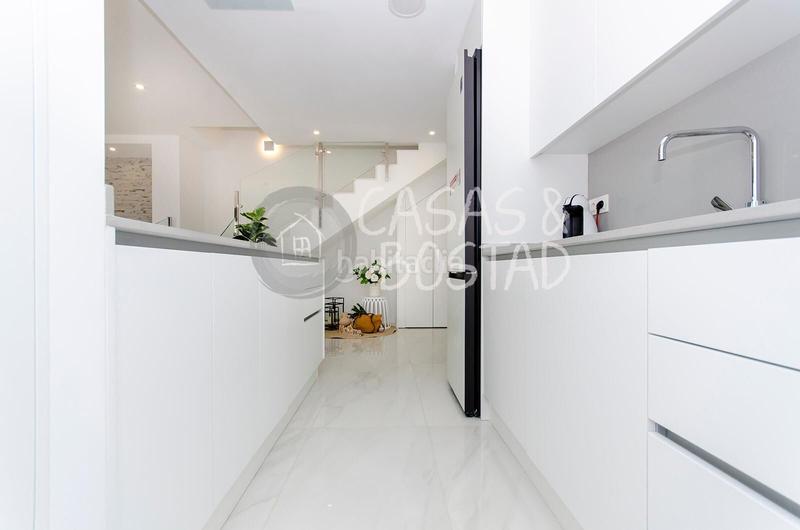 Foto 2e891cb7-383a-4d72-b5de-7d53c771eb1c. Chalet avec parking piscine dans Desamparados - Hurchillo - Torremendo Orihuela