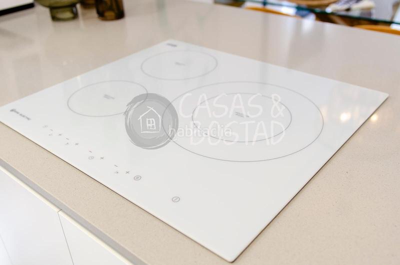 Foto 55698bd0-2074-4a62-a3e7-ace63d13b7df. Chalet avec parking piscine dans Desamparados - Hurchillo - Torremendo Orihuela