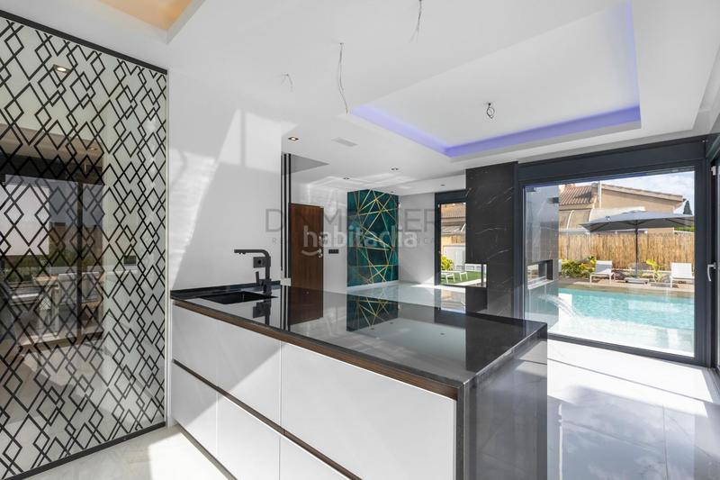 Foto 43ca7684-e004-4ecb-b922-facdad7271d7. Chalet in calle calle de lope de vega 27b in Zona Carrefour - Urbanizaciones Torrevieja