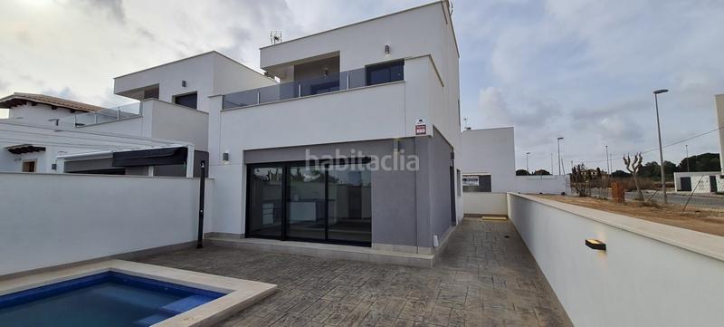 Foto c5695d7d-cd0a-4f77-8624-451fca92b654. Chalet with parking pool in Villamartín-Las Filipinas Orihuela