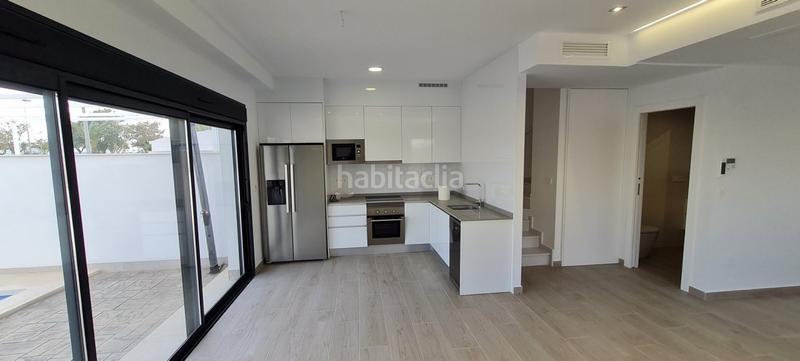 Foto fd900f78-b2da-4bdc-8da4-a932943eb17d. Chalet with parking pool in Villamartín-Las Filipinas Orihuela