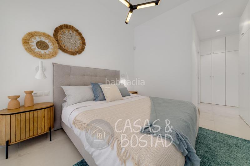 Foto bf8e80d4-befd-40d4-8df9-f763996a32d7. Chalet avec parking piscine dans Golf Bahía Finestrat