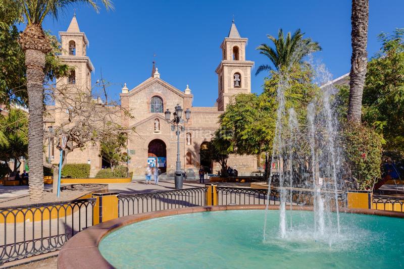 Foto 80662841-02de-40bb-9afc-102fadebc860. Piccolo appartamento con parcheggio in Las Piscinas Naturales Torrevieja