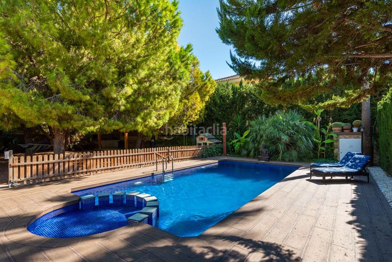 Foto 5e44b1b9-bba2-4fc4-b0fa-65fcf0d85a23. Xalet amb aparcament piscina a Rojales