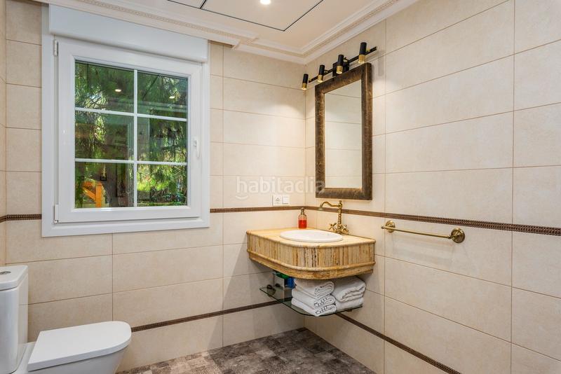 Foto dc9c35c1-d807-40c5-854e-8a047a32a460. Xalet amb aparcament piscina a Rojales