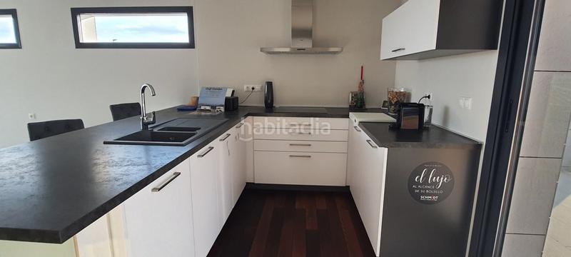 Foto f6c021fe-c2d4-4cae-a4d8-5e82fecb17f0. Chalet mit parking pool in balcón de Finestrat-terra marina Finestrat