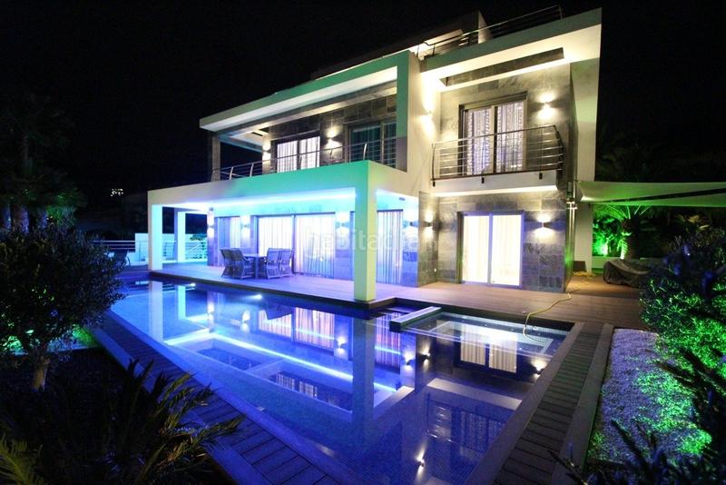 Foto 2982f707-623d-449a-adba-95c029a88f3c. Chalet espectacular villa de super lujo en Pueblo Calp