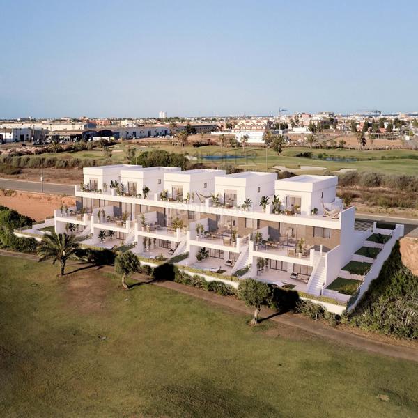 Foto e76936ee-9e5d-44d8-bc1a-d2e942a3b0ec. Casa aparellada amb aparcament piscina a Las Lomas de Rame-Bahía Bella Alcázares (Los)