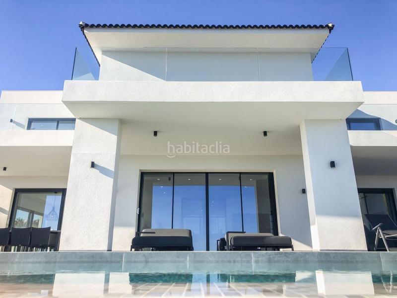 Foto 2536c869-f0d8-476e-89f0-2e5c78e0a403. Chalet with parking pool in Rojales