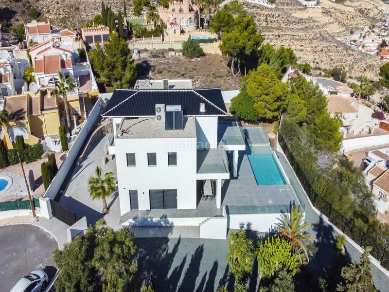 Foto 38bdb7ce-46d4-4399-91ae-547cb001af4f. Chalet with parking pool in Rojales