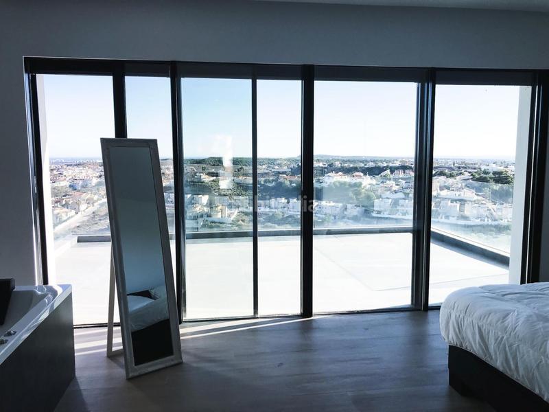 Foto fe8158c0-65eb-4162-99af-80b948bf9eef. Chalet with parking pool in Rojales