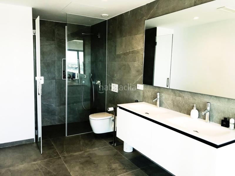 Foto acb21dbf-42e8-4176-b223-f491262bfe25. Xalet amb aparcament piscina a Rojales