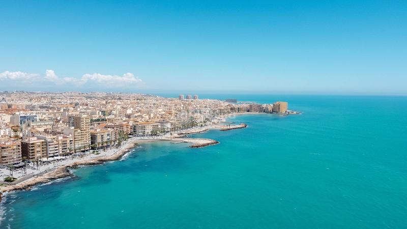 Foto 43a58c68-74d1-48b6-bd85-7921e8753d42. Appartement mit heizung parking pool in Avenida Habaneras - Curva de Palangre Torrevieja