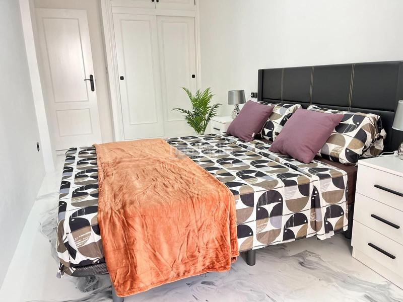 Foto b9eab025-0e43-494d-944d-1cda51f9b314. Apartament amb calefacció a El Acequión Torrevieja