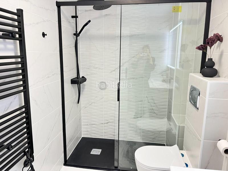 Foto da241d03-3918-4bfe-9b71-05f6bca9ef90. Apartament amb calefacció a El Acequión Torrevieja