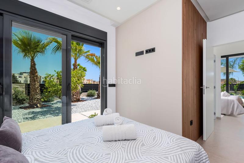 Foto 2609b970-7cb1-43b3-ba13-b81e58d0ce05. Chalet mit parking pool in Pueblo Español-Coveta Fumá Campello (el)